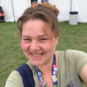 Meet your Posher, Vickie